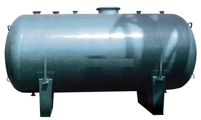 horizontal steel oil tanks