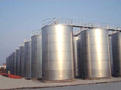 chemical storage tanks manufacturer