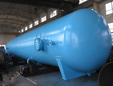 horizontal gas tank